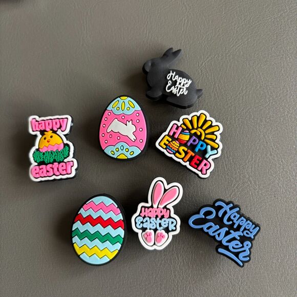 Set Of Fourteen Easter Holiday Shoe Charms - Picture 2 of 4